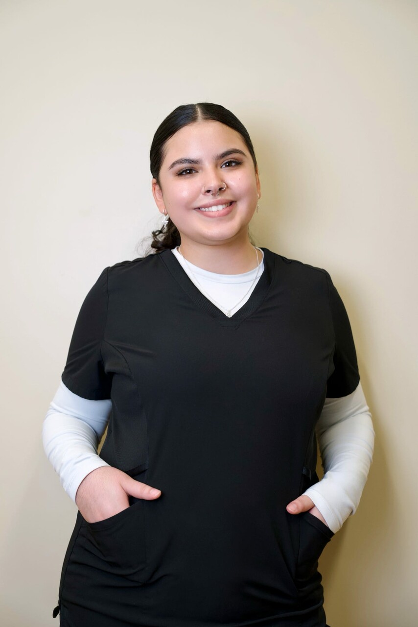 Mailyn, dental assistant at Flex Dental in Tampa