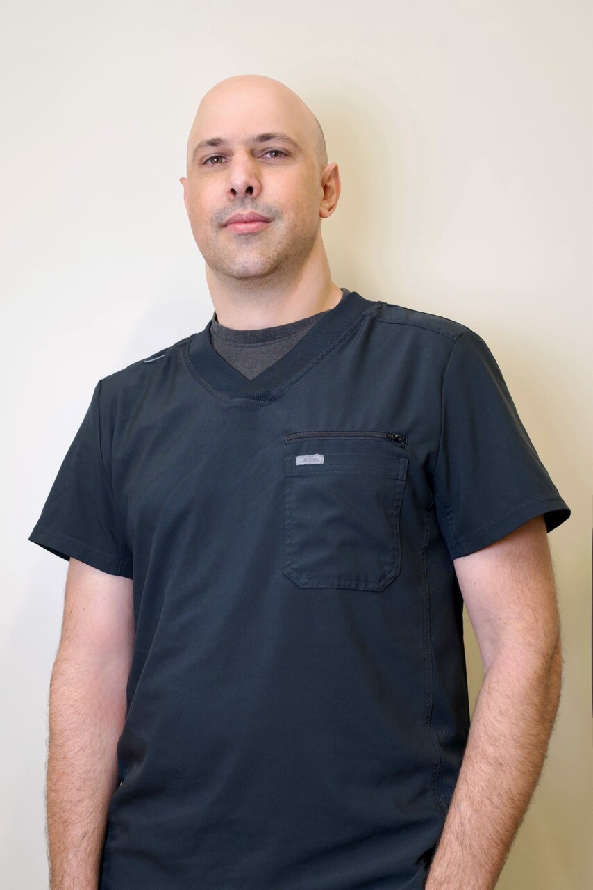 Yosvany, dental hygienist at Flex Dental in Tampa
